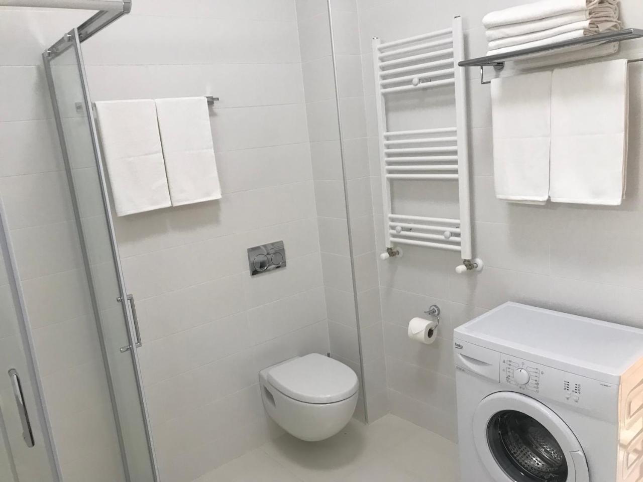 Full Comfort Apartment On Aghmashenebeli Tbilisi Exteriér fotografie