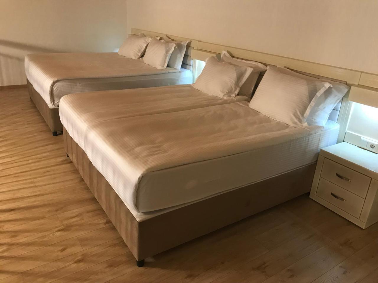 Full Comfort Apartment On Aghmashenebeli Tbilisi Exteriér fotografie