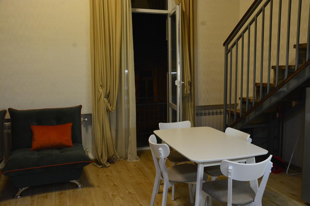 Full Comfort Apartment On Aghmashenebeli Tbilisi Exteriér fotografie